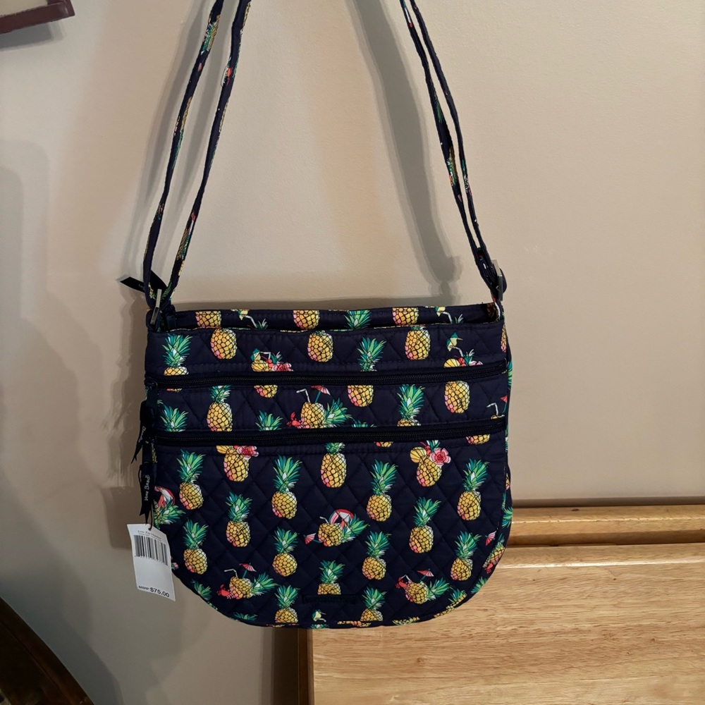 NWT Vera Bradley Trio Zip Hipster
